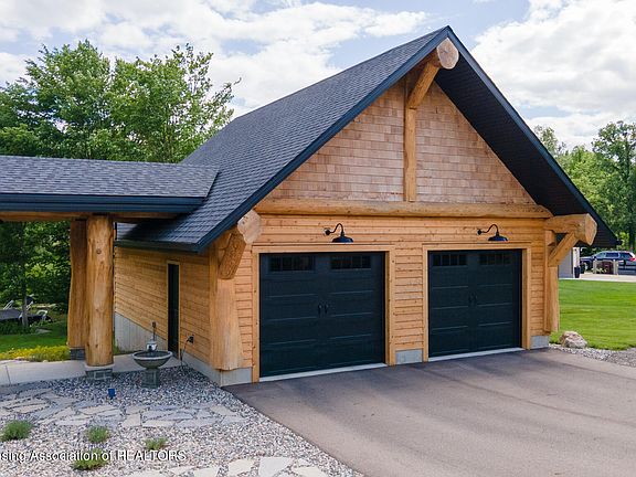 4th image of 6869 Victoria Shore Dr
