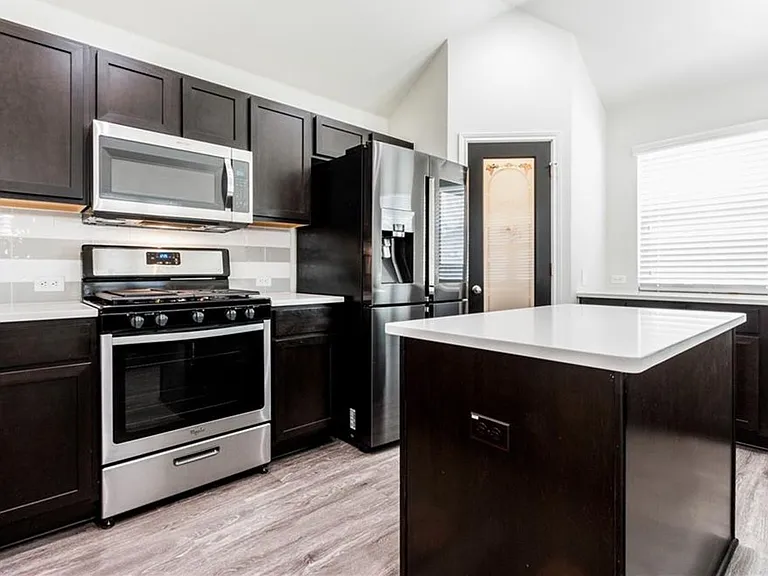 2104 Pindos Pony Way — Photo 11