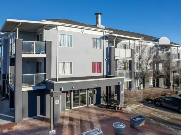2280 N 68th St NE, Calgary, AB T1Y 7M1