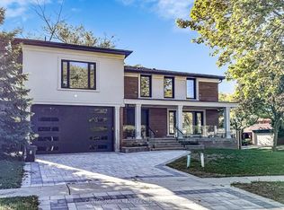 2 Inglis Gate, Toronto, ON M2R 3G3
