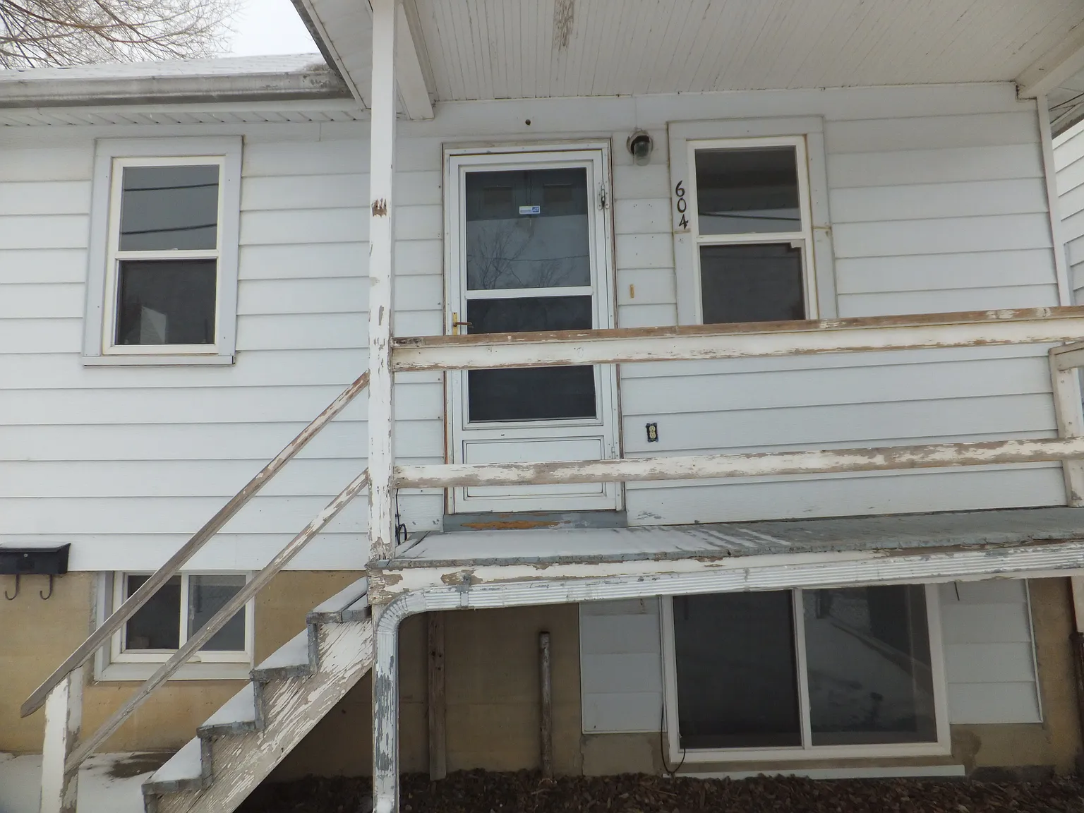 604 Ridge Ave - 604 — Photo 3