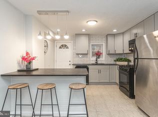 631 Ridge Ave, Hamilton, NJ 08610