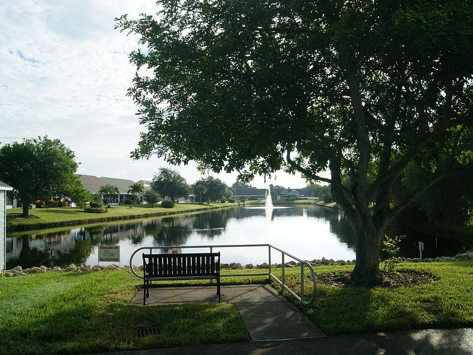 1st image of 2602 SE Tropical East Cir