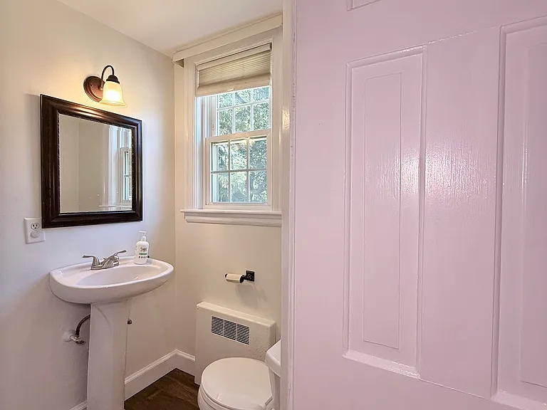 16 Pine St — Photo 11