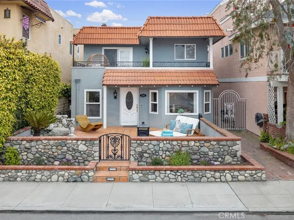 24 W Neapolitan Ln, Long Beach, CA 90803