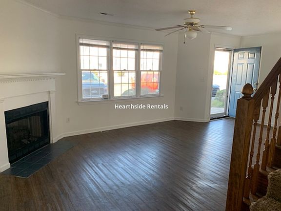 2nd image of 3810 G8 Sterling Pointe Dr