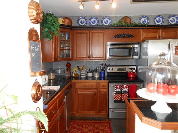 5th image of 5500 Ocean Shore Blvd APT 35