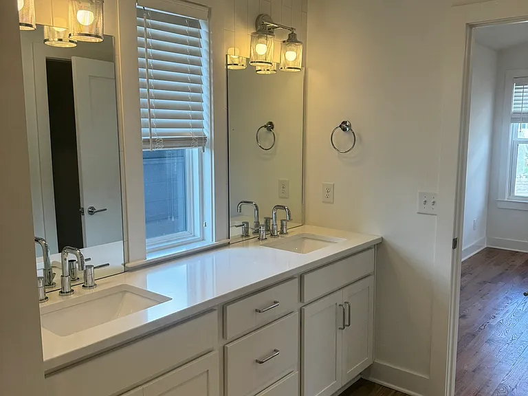 1822A 16th Ave N #1 — Photo 20