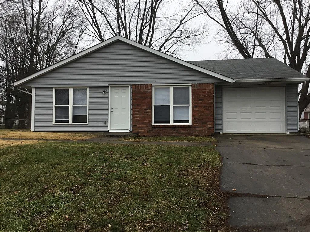5318 Lunsford Cir photo 1