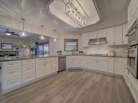 4th image of 196 Auburn Way