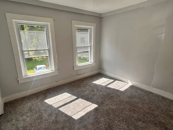 14-16 Maple St, Spencer, MA
