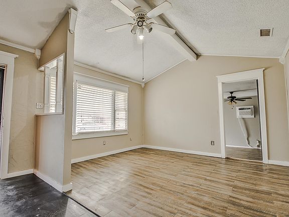 3rd image of 4808 36th St