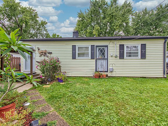 5th image of 2633 Woodrow Ave