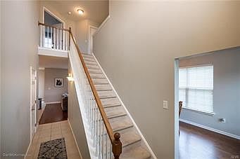 4th image of 4443 Elmwood Dr