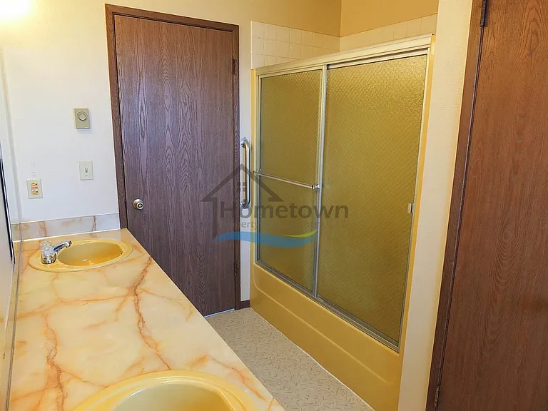4424 W Redding Rd — Photo 13