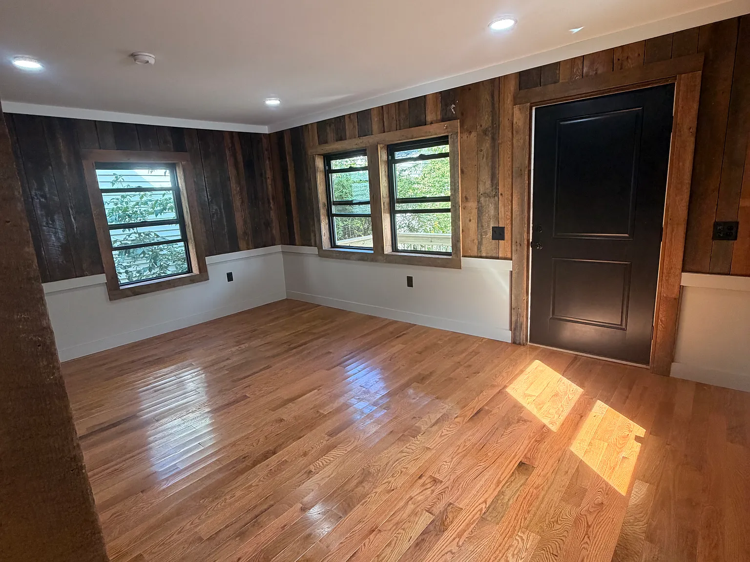 2 bed, 1.5 bath, 1200 sqft, $2,600 — Photo 2