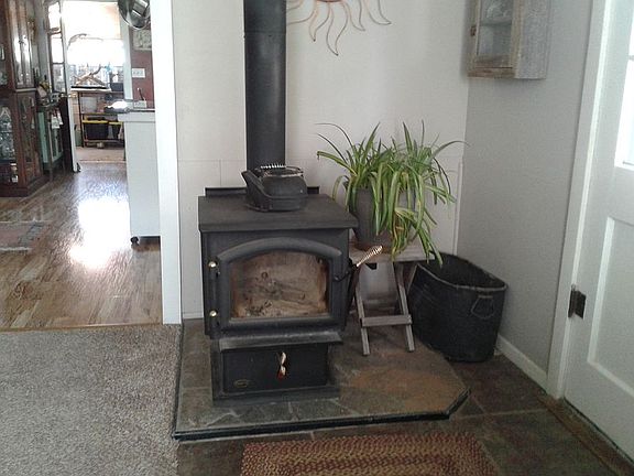Wood stove
