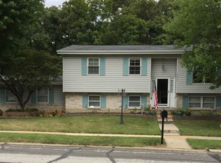 2613 Blackforest Dr, Saint Louis, MO 63129