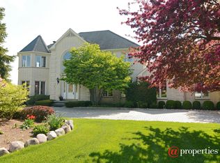 1 Chancellor Ct, Hawthorn Woods, IL