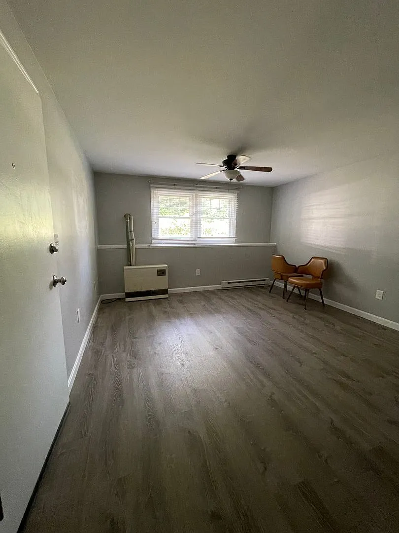 3 Philbrick Ln — Photo 4