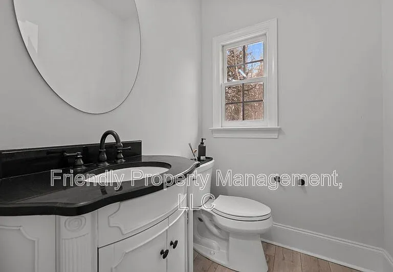 812 Pisgah Church Rd #G — Photo 10