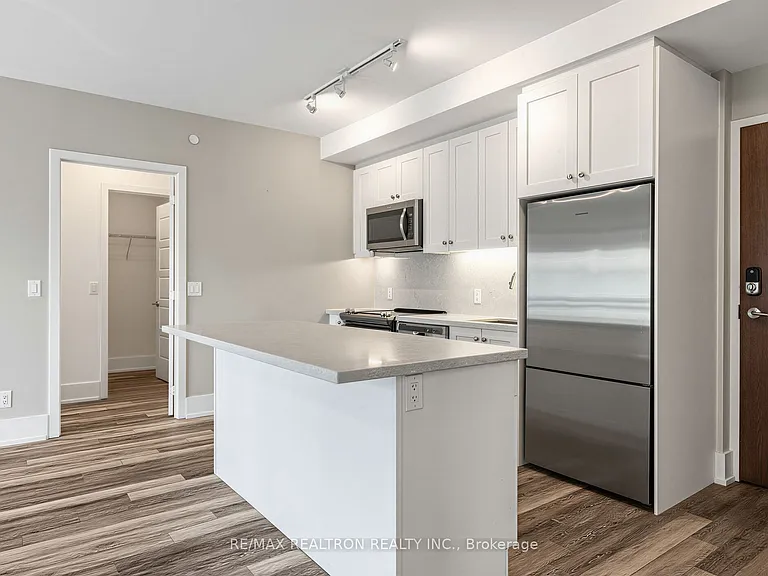 271 Sea Ray Ave #B209 — Photo 12