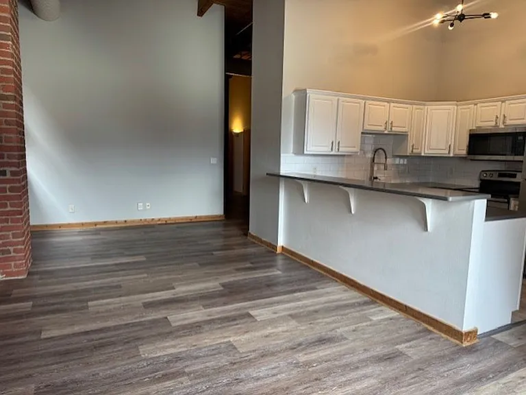 Bridgeview Apartments — Photo 35