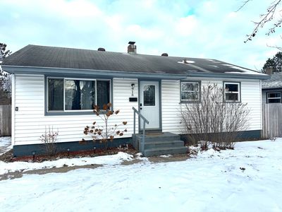 918 Clover Ln, Grand Rapids, MN, 55744