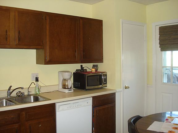 Kitchen leading to deck