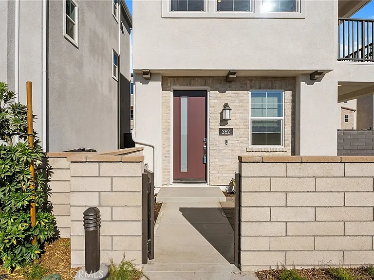 262 Heartland Way — Photo 2