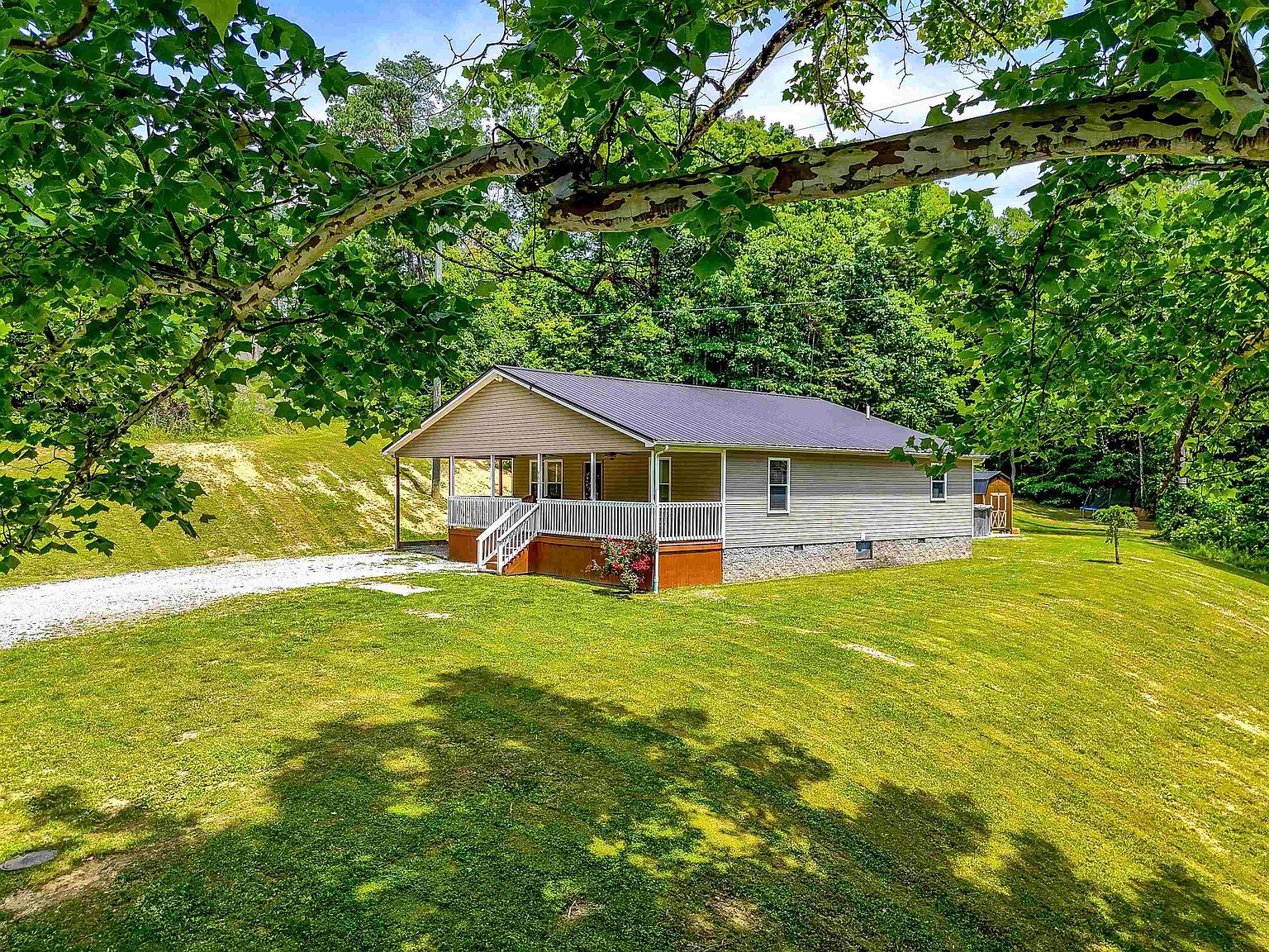 951 Oats Hill Rd, Olive Hill, KY 41164 | Zillow