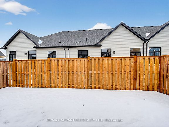 3rd image of 58 Compass Trl