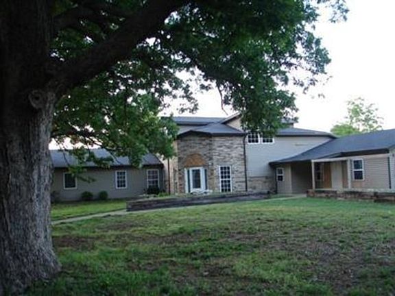 Are you looking for plenty of living space? You won&#039;t believe this home....