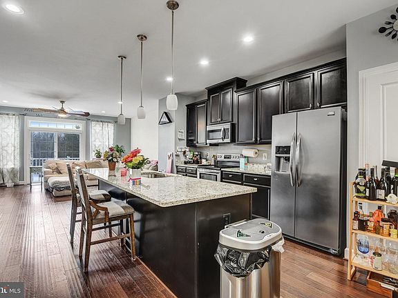 5th image of 8409 Girvan Ct