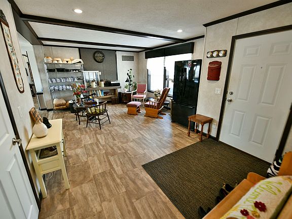 5th image of 11102 Township Road 600 #621