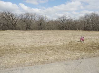 7 Mill Run #7, Omro, WI 54963