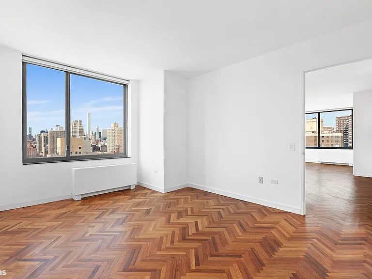 360 E 88th St #25A — Photo 8