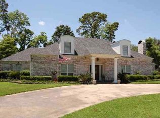 5049 Lincoln Ave, Groves, TX 77619