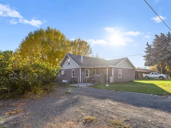 1430 Nagler Rd, Selah, WA 98942