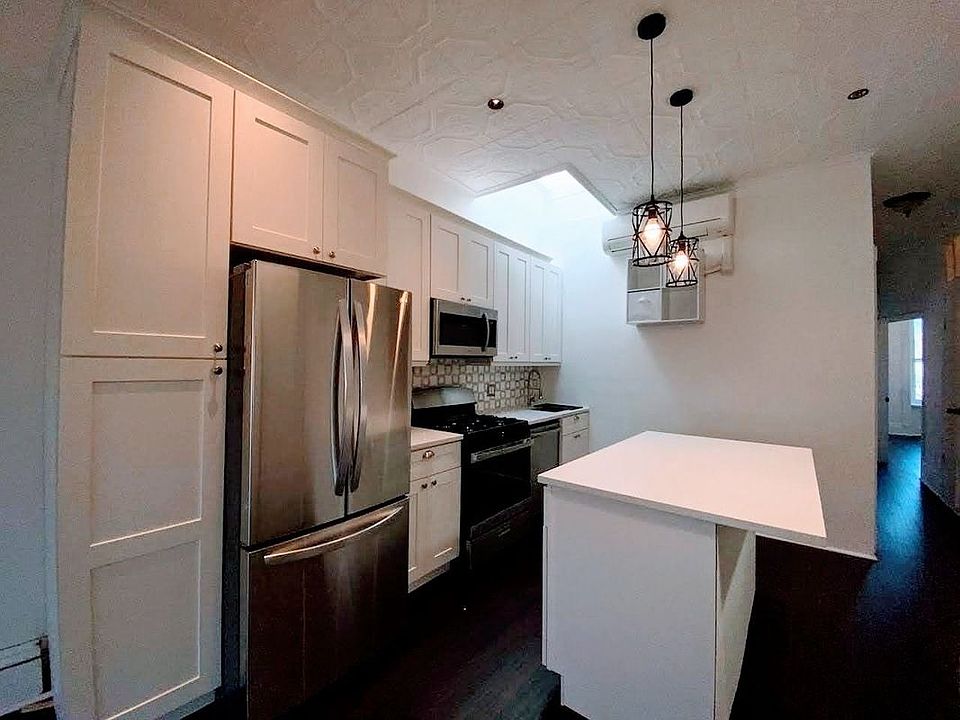 1st image of 381 5th St #3