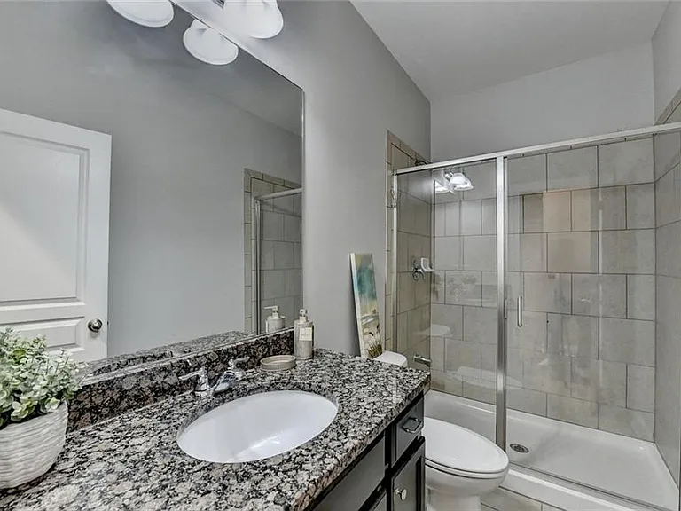 2540 Maple Ridge Ln — Photo 26