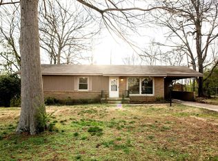 1619 Edgemont Dr, Florence, AL 35630