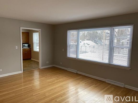 3rd image of 152 McKinley Ave Floor 2
