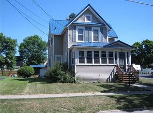 111 Moore St, Newark, NY 14513