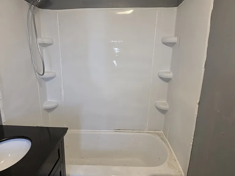 2124 Arthur Ave — Photo 11