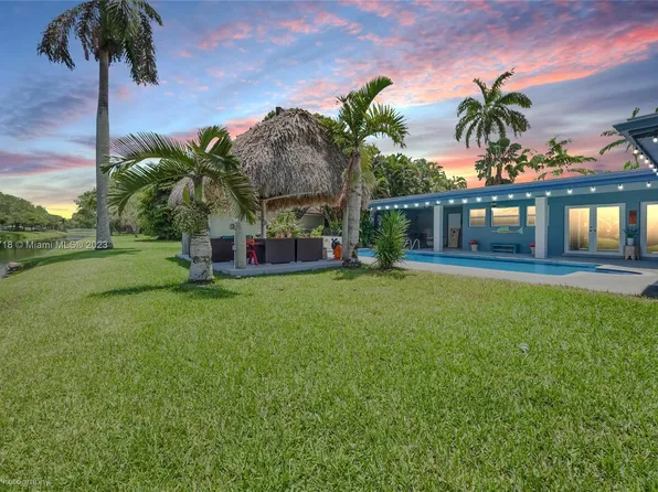 14675 SW 78th Ave, Palmetto Bay, FL 33158