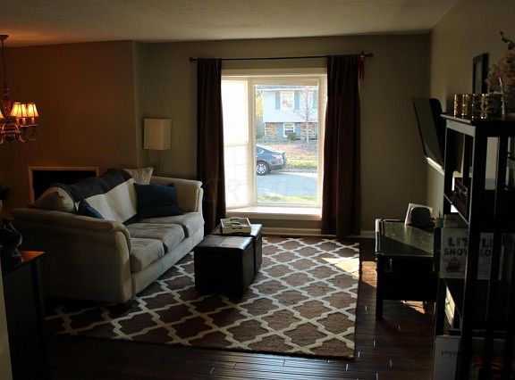 5th image of 3370 Tudor Ln