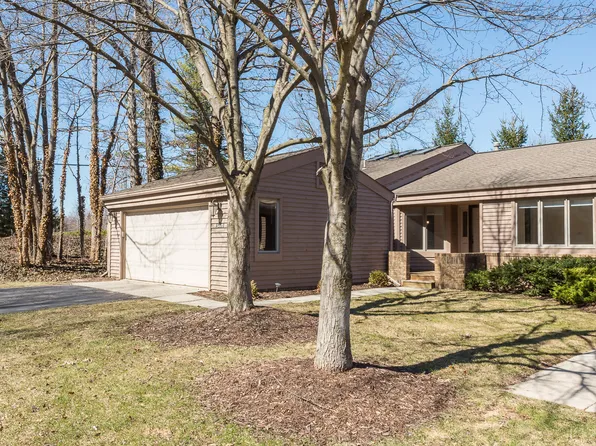 5492 Parkgrove Rd, Ann Arbor, MI 48103