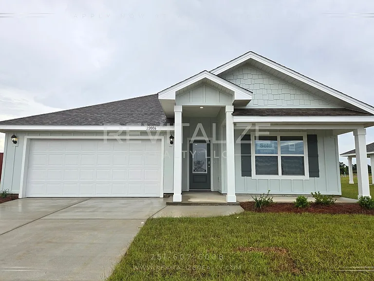 22006 Aleutian Ave — Photo 1