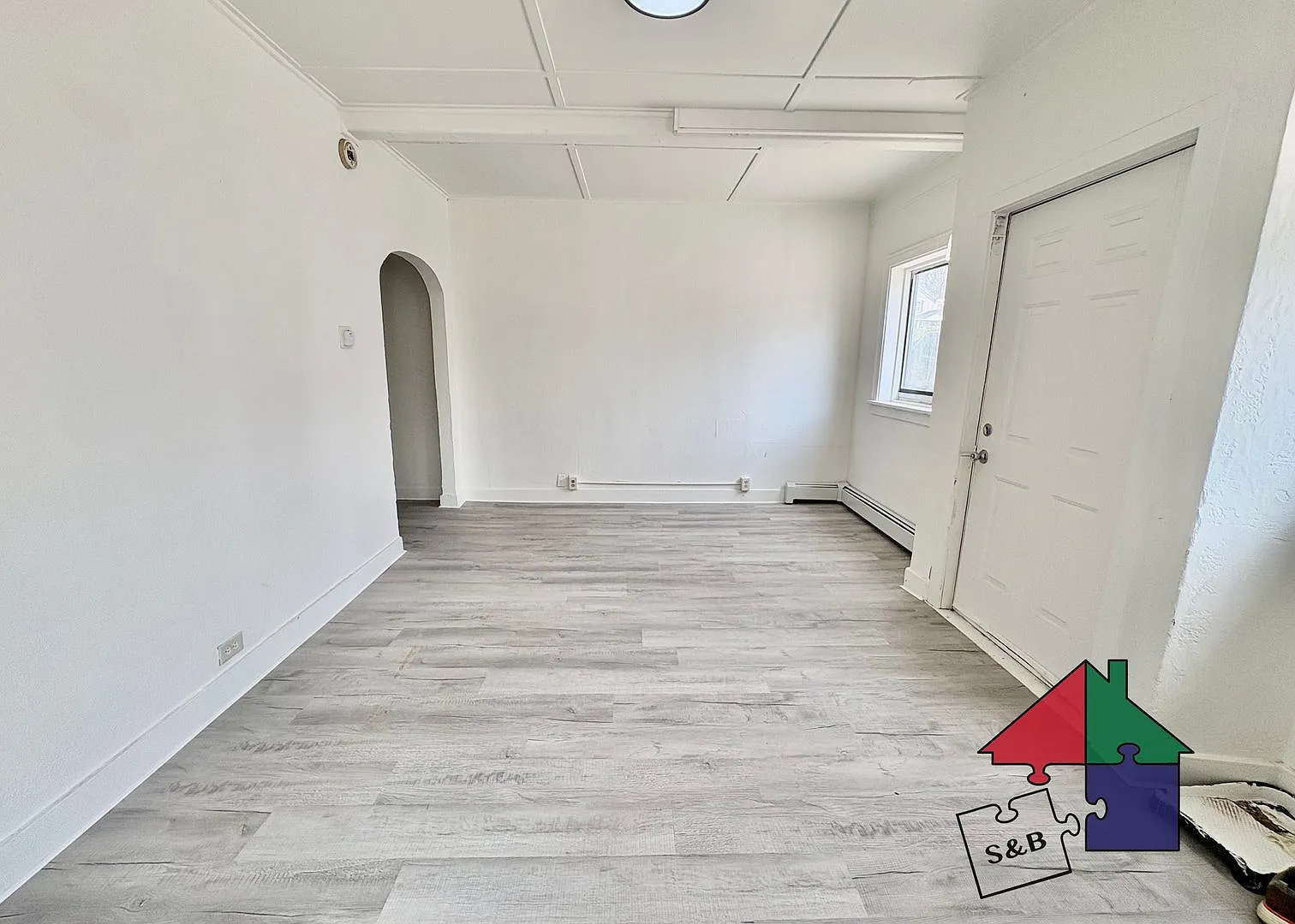 94 Malletts Bay Avenue — Photo 3